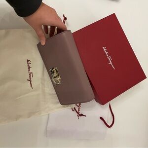Ferragamo Crossbody/Clutch